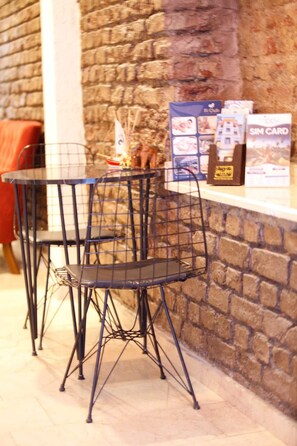Reception - Taksim Nacre 360 Suit (Istanbul)