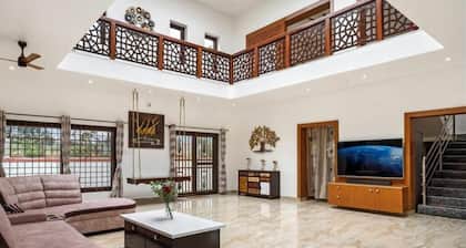 Amara Kosha Lagoon Villa! Cozy Vacation Retreat @ Private Pool & Heated Jacuzzi