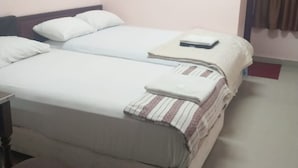 Standard Triple Room - Hotel O Bintang Inns (Rawang)