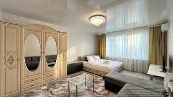 Comfort Condo | Hypo-allergenic bedding, blackout drapes, soundproofing