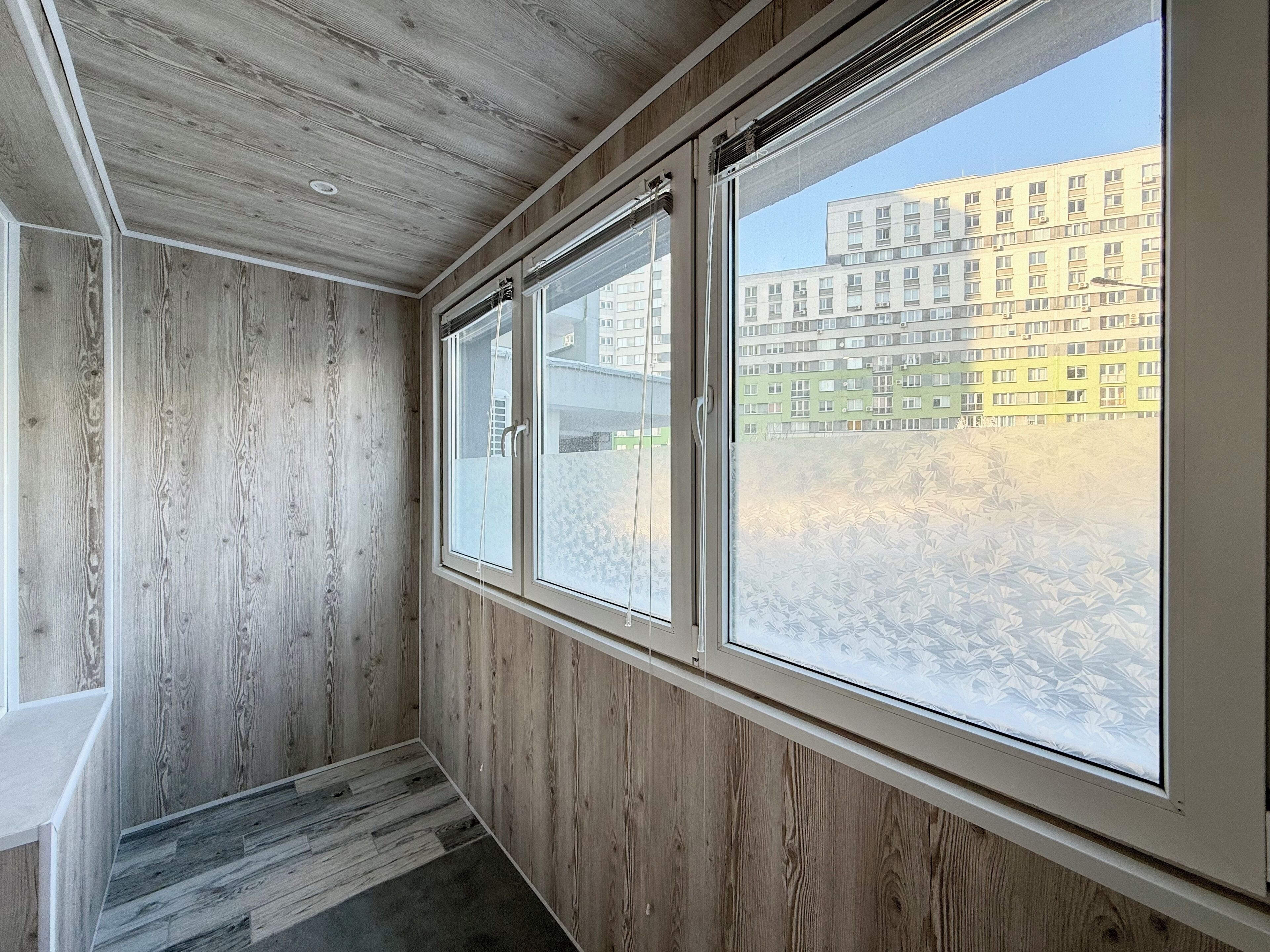 Comfort Condo | Balcony view