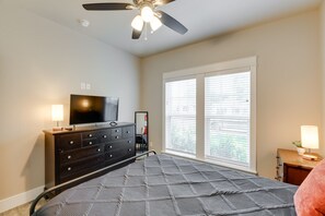 House (3 Bedrooms) | 3 bedrooms, laptop workspace, iron/ironing board, bed sheets