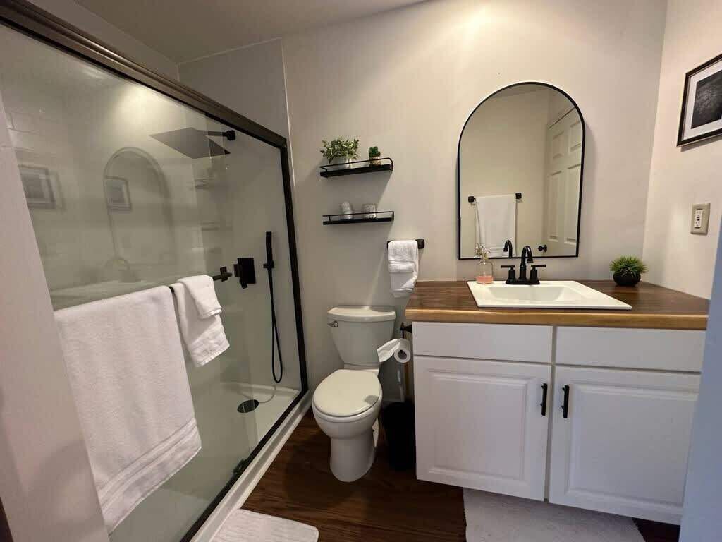 Bath vanity