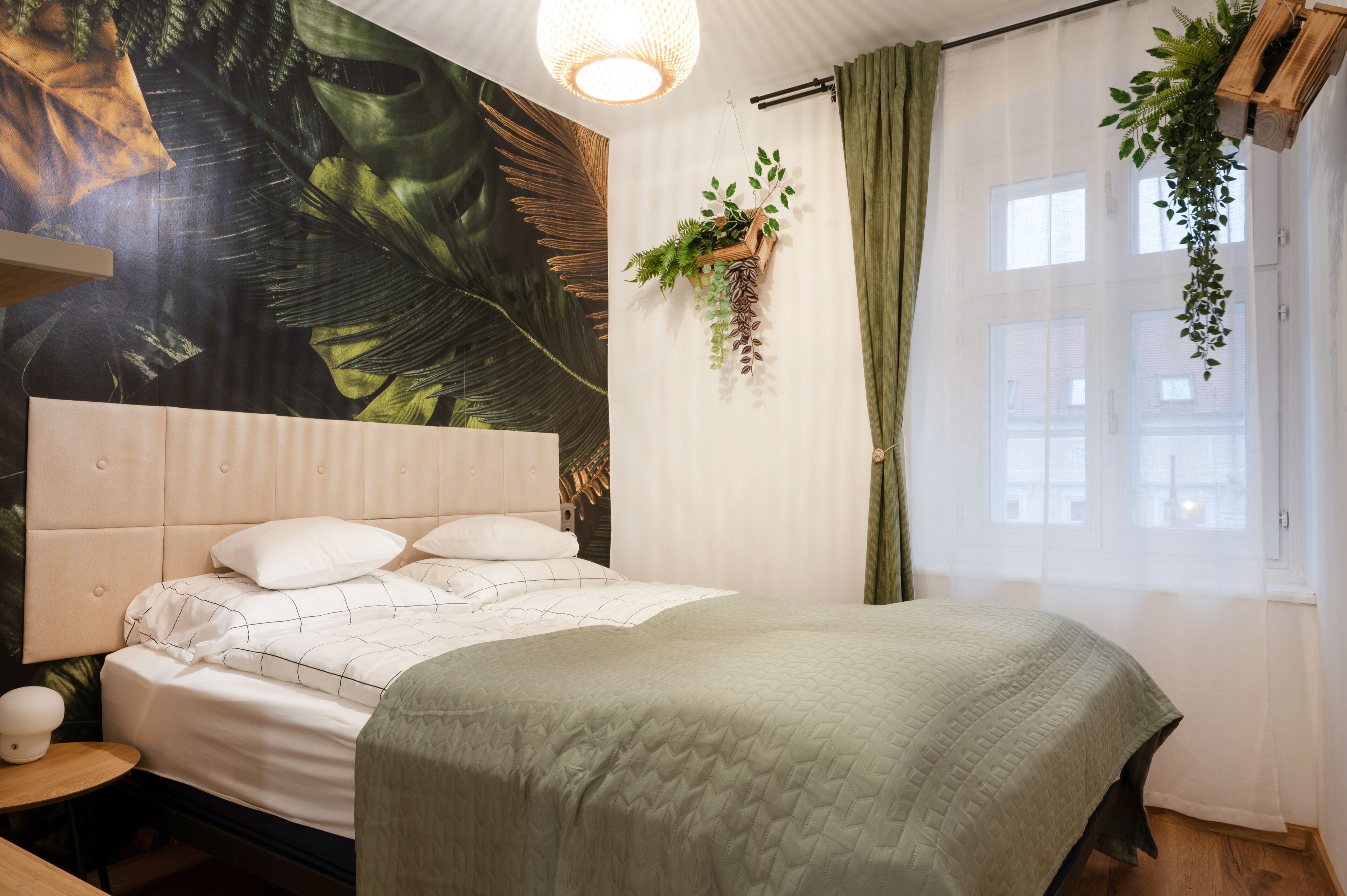 Pistachio 2+2\/ Central \/Airconditioner\/Family Friendly\/ Comfortable bed\/FastWIFI