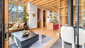 Interior - Architect designed w/ Sauna, Hot Tub, Fire Pit, Swings, Game Rm,3 near Asheville (Mars Hill)