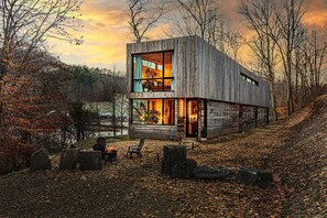 Exterior - Architect-designed Nordic Home w/, Sauna, Hot Tub, FirePit, Game Room, Swings (Mars Hill)