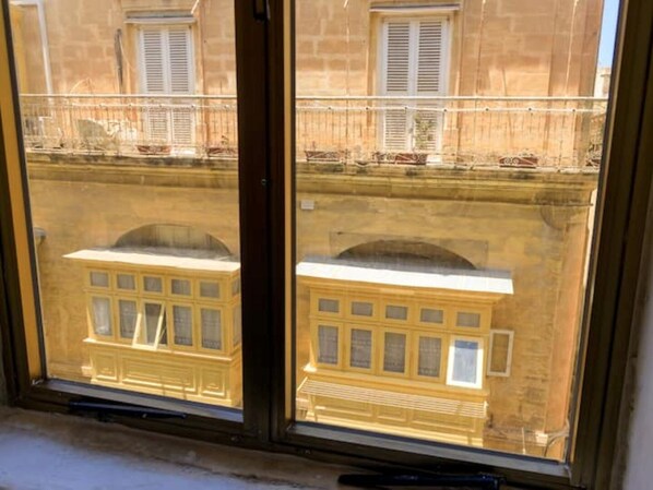 Interior - Stylish Spacious Valletta 2 bedroom apartment in the centre with Terrace (Valletta)