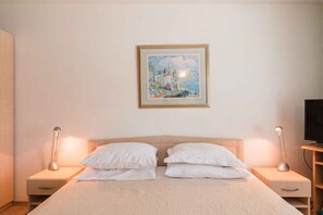 1 bedroom, WiFi - Studio with terrace and sea view (Crikvenica)