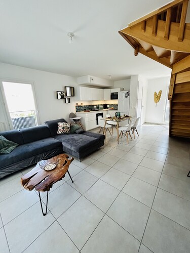 Duplex family - 6 pers - 7min Disney - Parking - WIFI - BILLET DISNEY 80e.