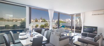 Villa Aria, Luxury 3BDR Protaras Villa with Private Pool, Close to the Beach