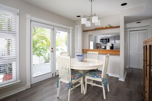 Dining - Shipyard 208-6 Condo in Truman Annex-2 bedroom 2 bath, close to Duval w/ pool (Key West)
