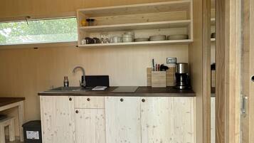 Kühlschrank, Herdplatte, Geschirrspüler