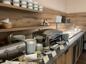 Desayuno buffet incluido todos los días 