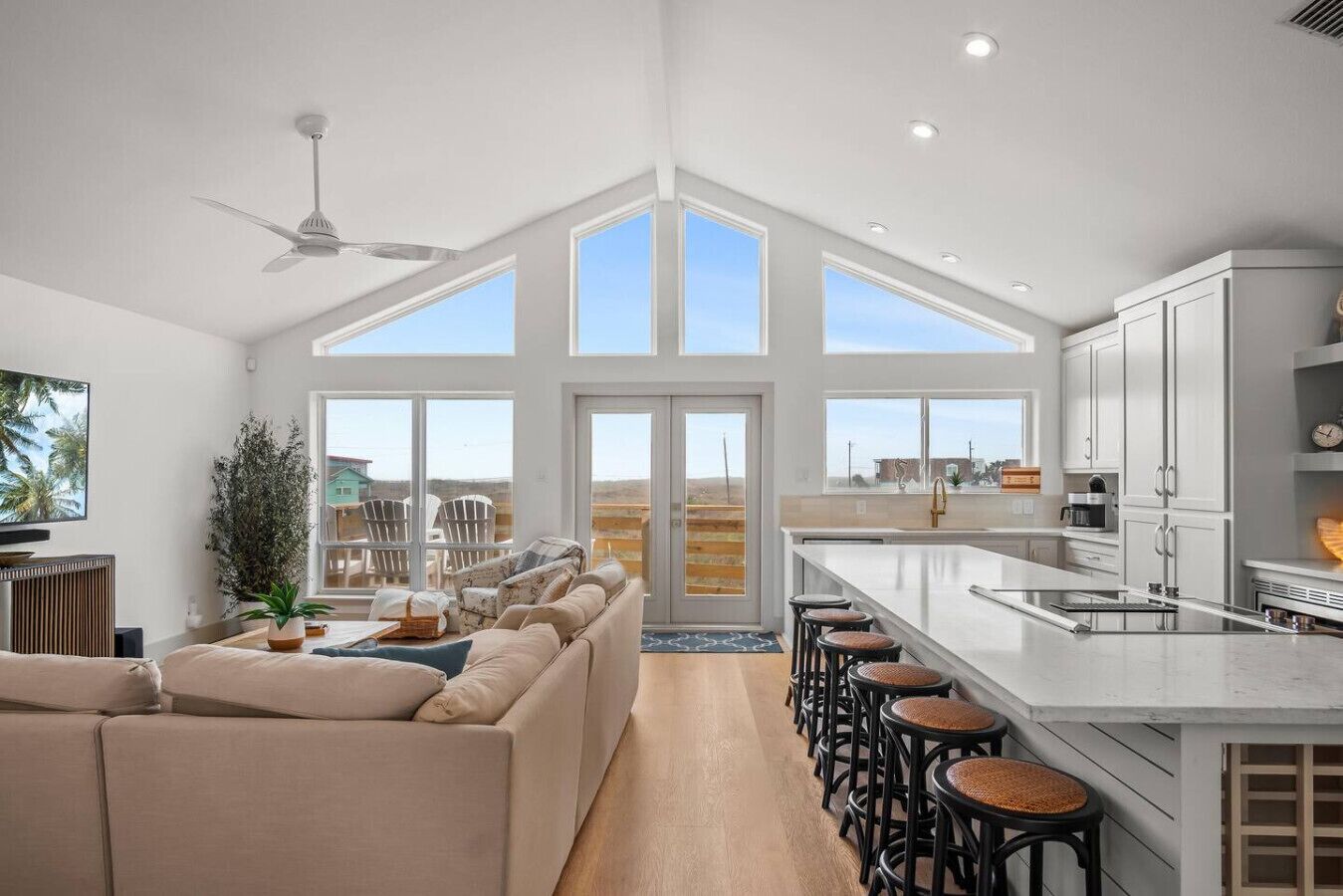 Smart-tv och bordsfotboll