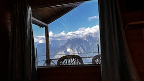 Deluxe Room | Interior - Blue Poppy Resort (Joshimath)