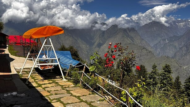 Front of property - Blue Poppy Resort (Joshimath)