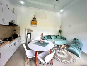 Villa, 2 soverom, tilgjengelighetstilpasset, røyk | Spiseområde