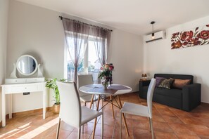 TV - Charming apartment ideally situated for exploring Rovinj (Rovinj)