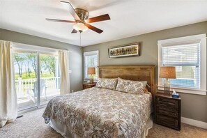 4 bedrooms, travel cot, free WiFi, bed sheets