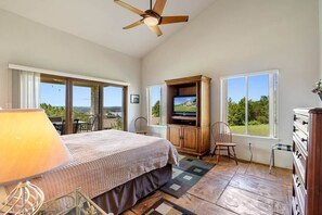3 habitaciones, escritorio, tabla de planchar con plancha y wifi gratis 