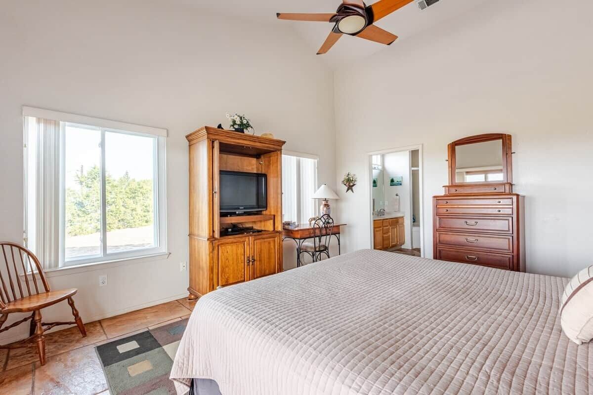3 chambres, bureau, fer et planche à repasser, Wi-Fi gratuit