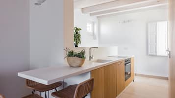 City Studio | In-room dining