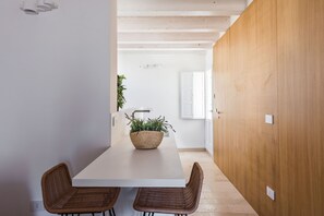 City Studio | In-room dining - Giudecca Apartments by Wonderful Italy (Syracuse)