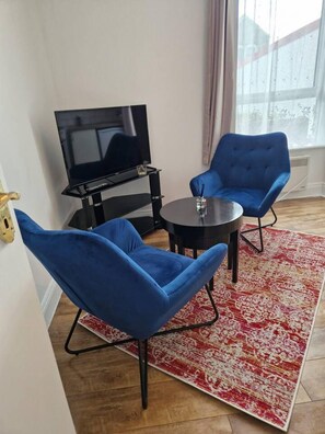 Apartment | Living area - Beautiful 1-bed Apartment in Cork (Cork)