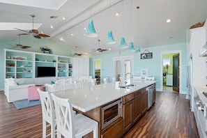 Maison, 4 chambres | Cuisine privée | Réfrigérateur, four, cafetière/bouilloire
