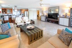 Apartamento, 2 habitaciones | Zona de estar