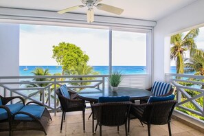 Apartment, 3 Bedrooms | Tempat makan luar