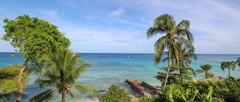 Apartment, 2 Bedrooms | Beach