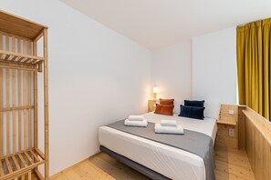 1 makuuhuone, silitysrauta/-lauta, ilmainen Wi-Fi, vuodevaatteet