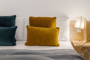 1 chambre, fer et planche Ă repasser, Wi-Fi gratuit, draps fournis