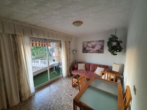 Smart TV, books - Sweet Apartmet Beach (Puerto de Mazarrón)