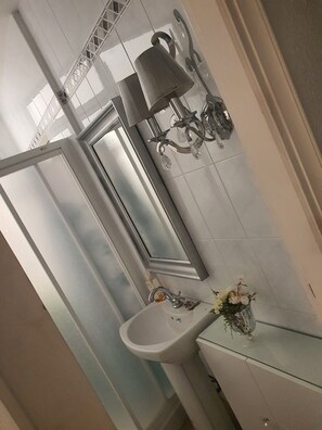 Shower, hair dryer, towels, soap - Sweet Apartmet Beach (Puerto de Mazarrón)