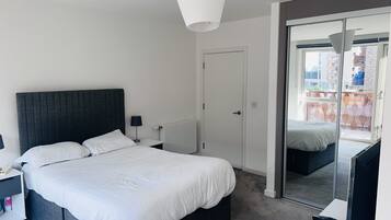 Apartment, 1 Queen Bed | 1 bedroom, iron/ironing board, free WiFi, bed sheets