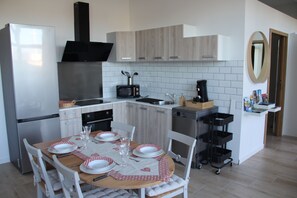 Fridge, microwave, oven, stovetop - Escapade Sélest' (Sélestat)
