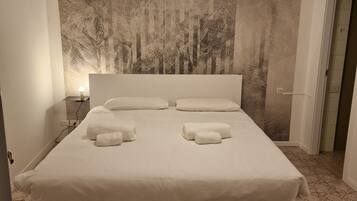 4 camere, ferro/asse da stiro, Wi-Fi gratuito, lenzuola