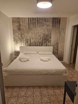 4 Schlafzimmer, Bügeleisen/Bügelbrett, kostenloses WLAN, Bettwäsche