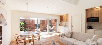 Seaside Escape - The ultimate beachside retreat nestled on the shores of Dolphin Point Beach