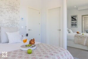 3 chambres, fer et planche à repasser, Wi-Fi gratuit