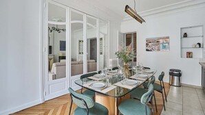 Uklassifisert bilde, 3 av 28, knapp