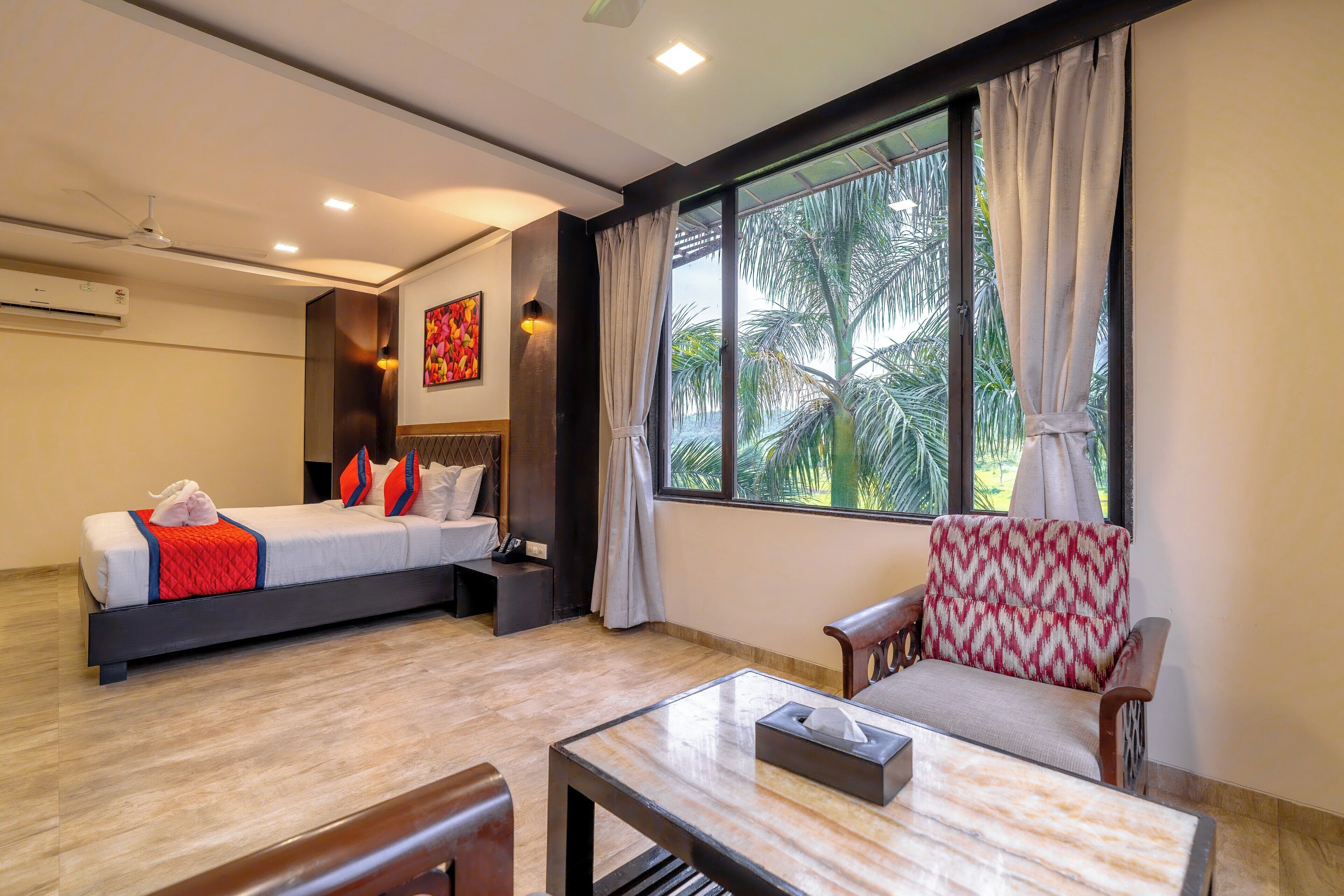 Deluxe Room | Egyptian cotton sheets, premium bedding, down comforters