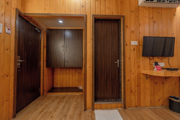 Superior Quadruple Room | Cadar kapas Mesir, peralatan tempat tidur premium, gebar bulu kapas 