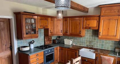 Pilgrims Rest - Cheddar Guest House with Annexe