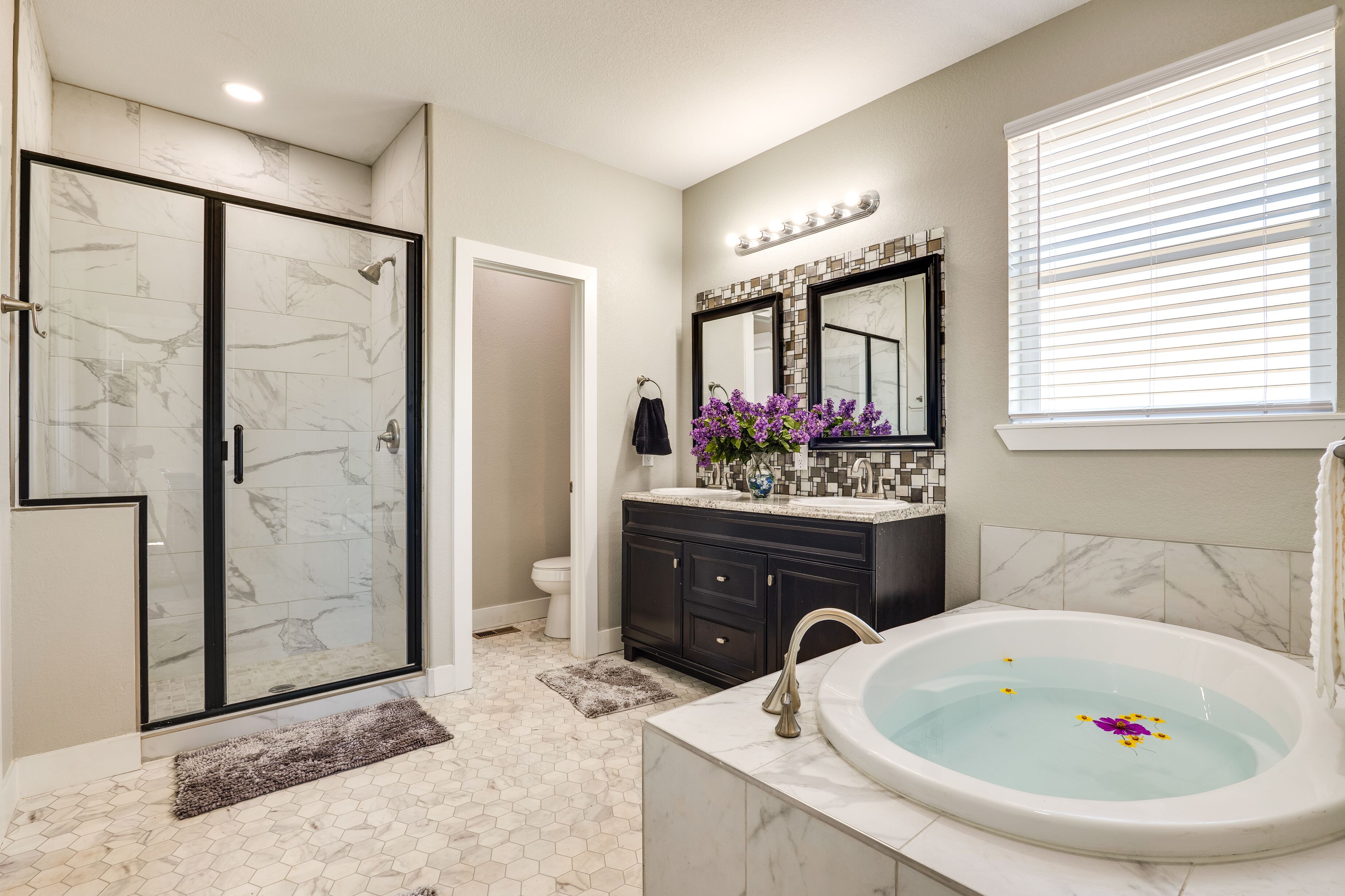 House (3 Bedrooms) | Bathroom