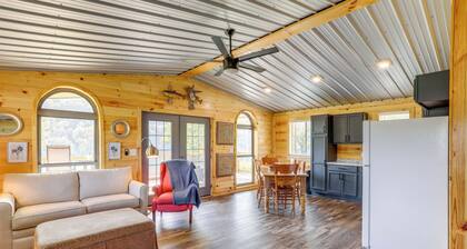 Melbourne Home w/ Fire Pit on the White River!