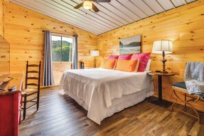 House (2 Bedrooms) | Interior - Melbourne Home w/ Fire Pit on the White River! (Melbourne)