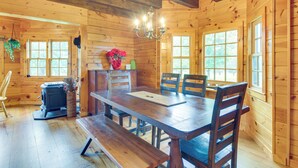 Cottage (3 Bedrooms) | Interior